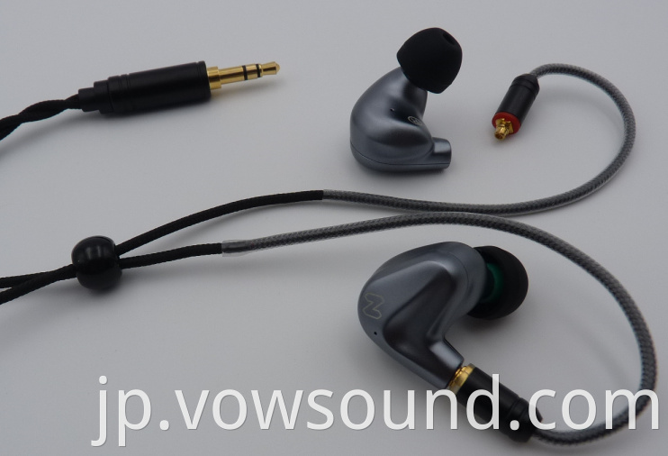 High Fidelity Stereo Earphones